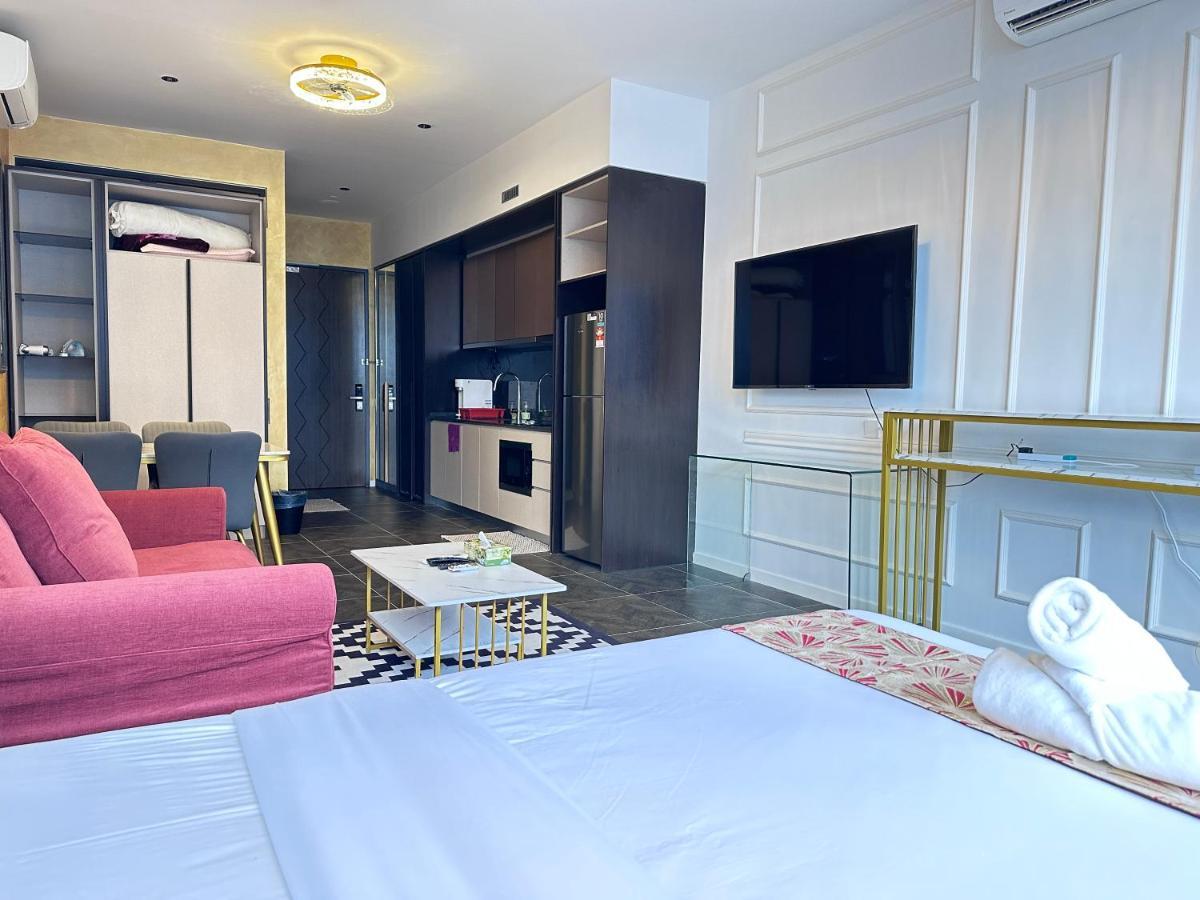 Scarletz Suites Klcc Twin Tower By Purple Orchid 쿠알라룸푸르 외부 사진