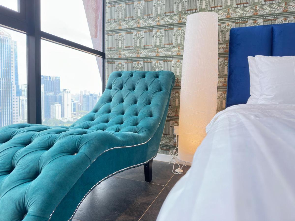 Scarletz Suites Klcc Twin Tower By Purple Orchid 쿠알라룸푸르 외부 사진