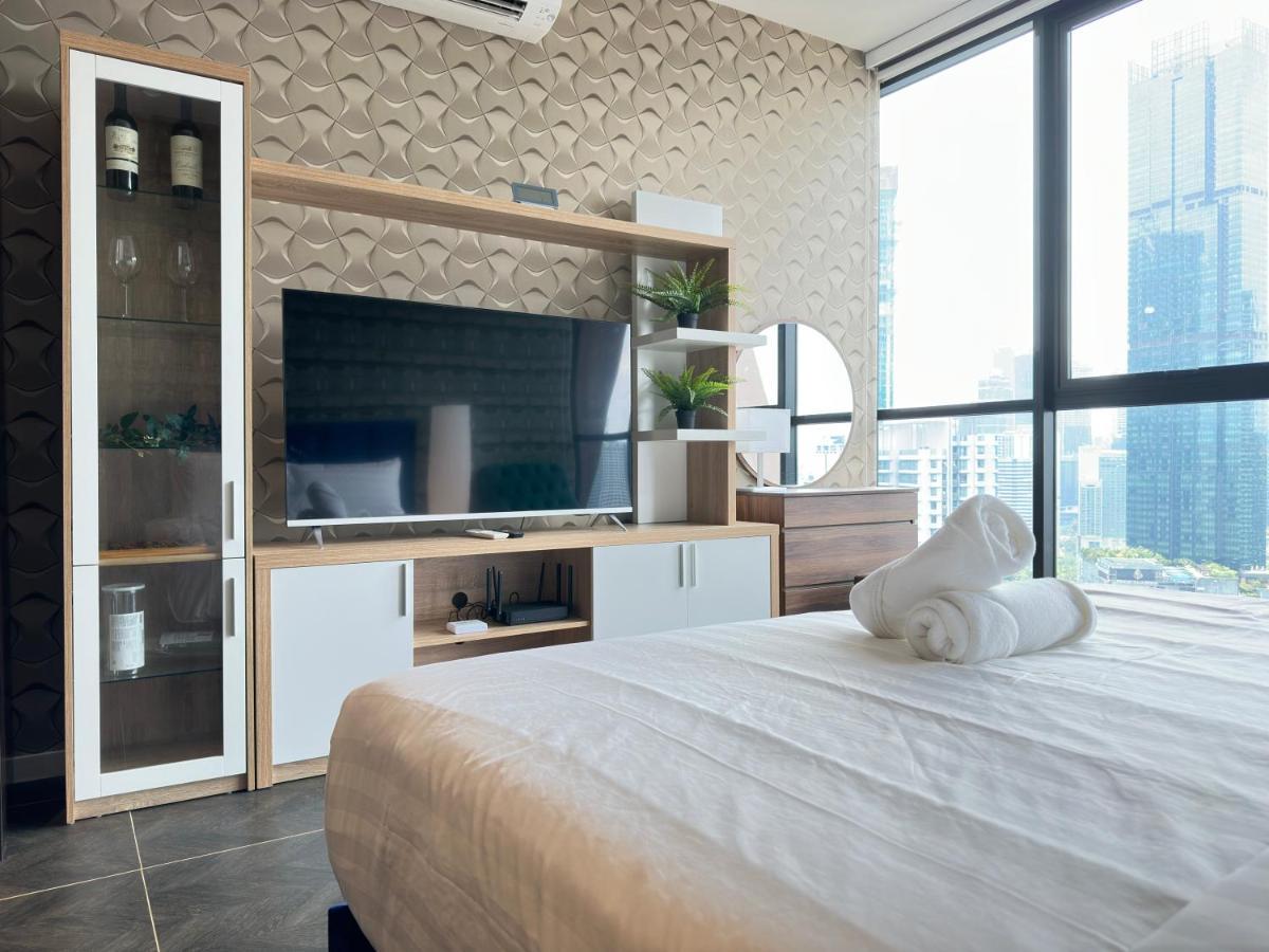 Scarletz Suites Klcc Twin Tower By Purple Orchid 쿠알라룸푸르 외부 사진
