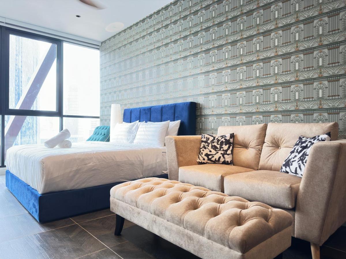 Scarletz Suites Klcc Twin Tower By Purple Orchid 쿠알라룸푸르 외부 사진