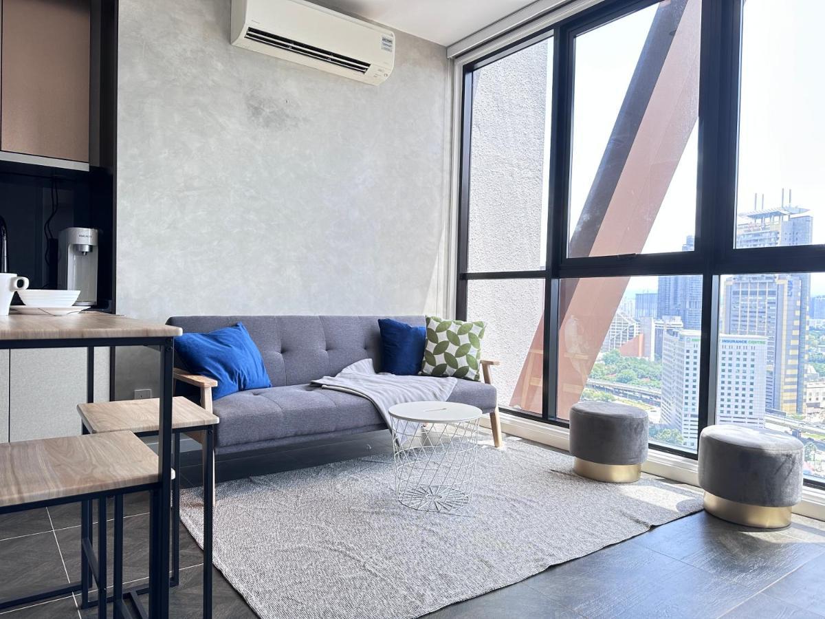 Scarletz Suites Klcc Twin Tower By Purple Orchid 쿠알라룸푸르 외부 사진