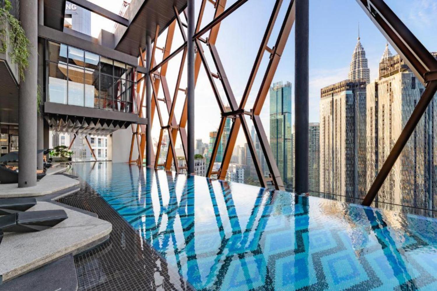 Scarletz Suites Klcc Twin Tower By Purple Orchid 쿠알라룸푸르 외부 사진