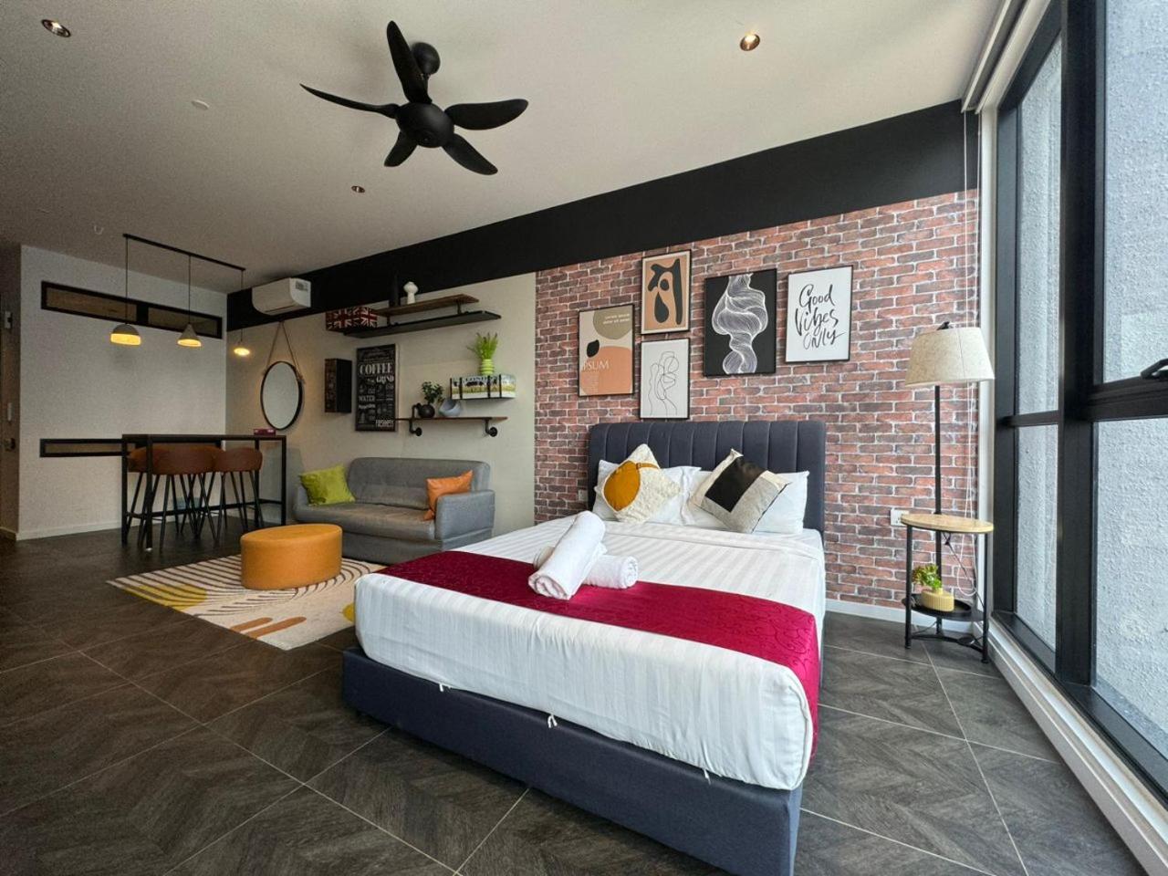 Scarletz Suites Klcc Twin Tower By Purple Orchid 쿠알라룸푸르 외부 사진
